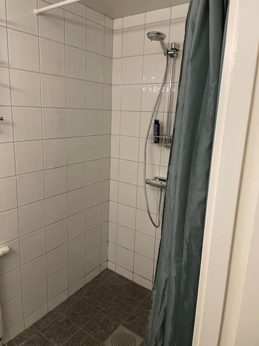 Egen Laegenhet Pa Soedermalm Naera Centrum Sundsvall Exteriér fotografie
